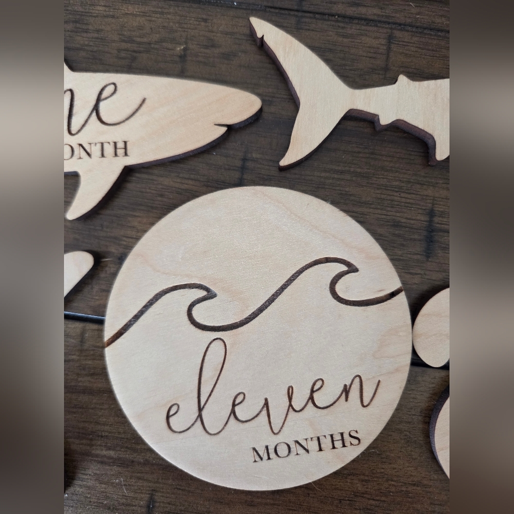 Wooden Milestone Discs for Baby Photos - Picture 3 of 5